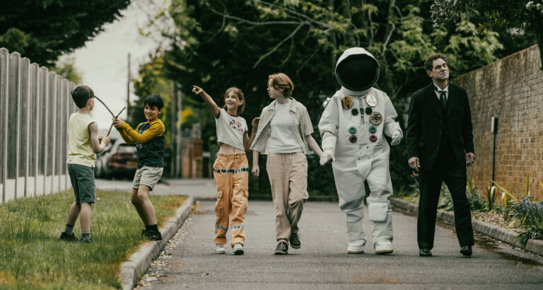 Briggs.ARTOO.D2035 - Zoe Whittaker